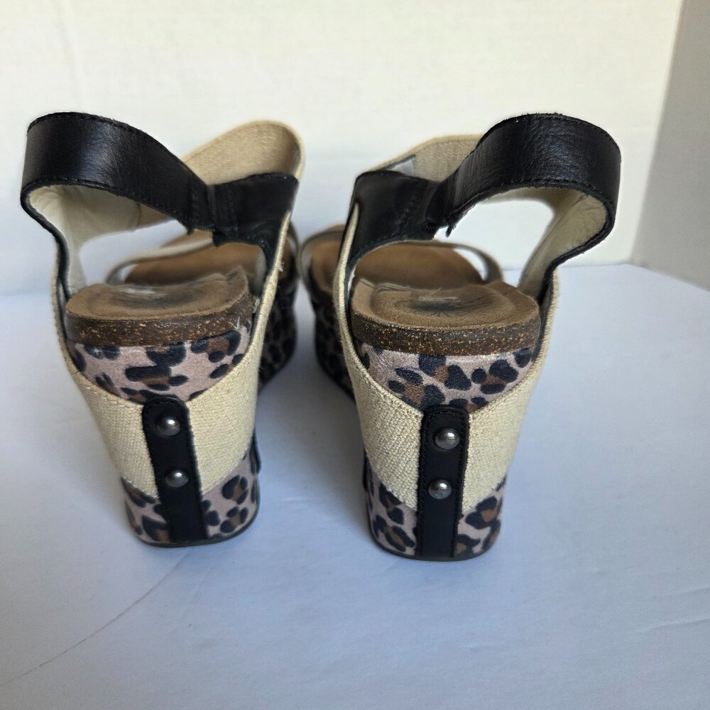 OTBT Bushnell Sandals 8M - Picture 7 of 11